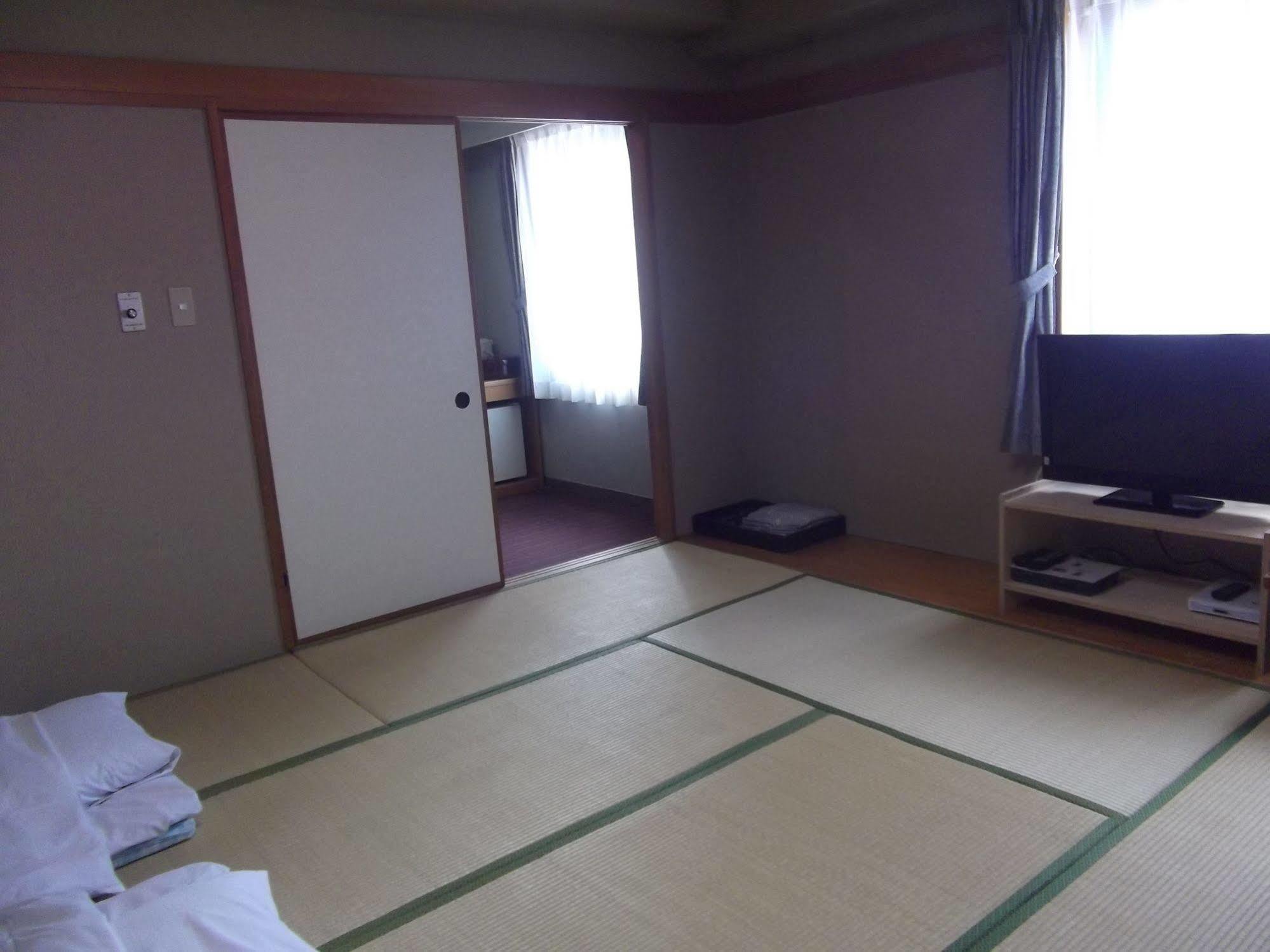 市川格兰德酒店 市川市 外观 照片